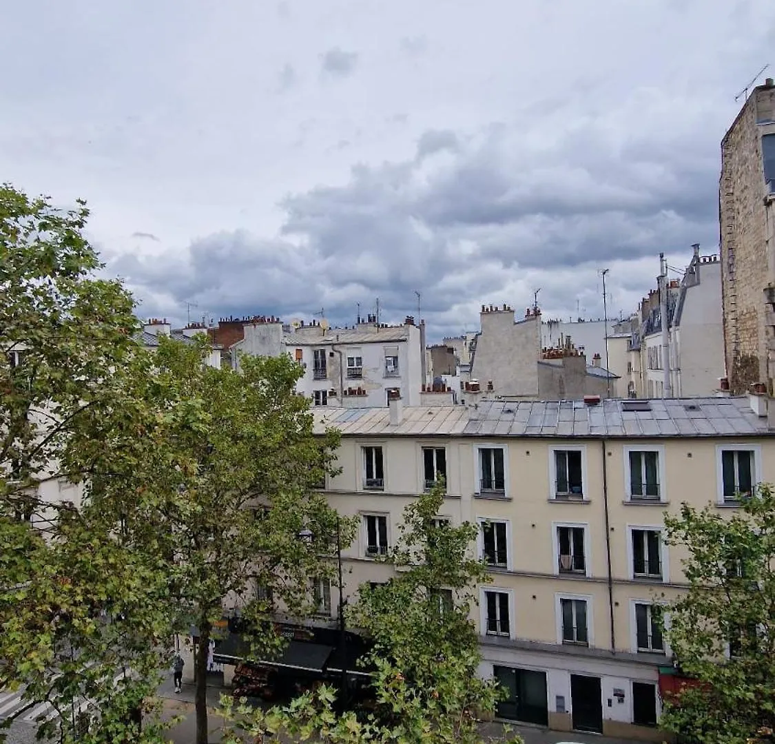 Cosy 1-Bedroom Apartment - Paris 17 France
