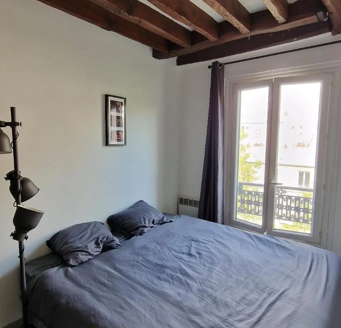 Cosy 1-Bedroom Apartment - Paris 17 0*,  France